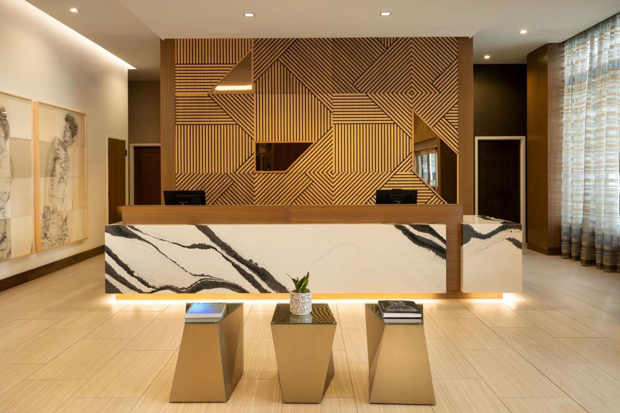 Ac By Marriott Downtown 3*